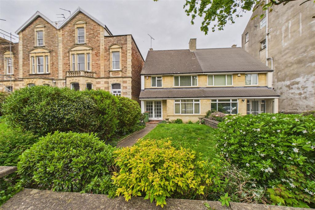 Property photo 1 of 38 37A Apsley Road, Clifton, Bristol Bs8 2Sn | Freeho