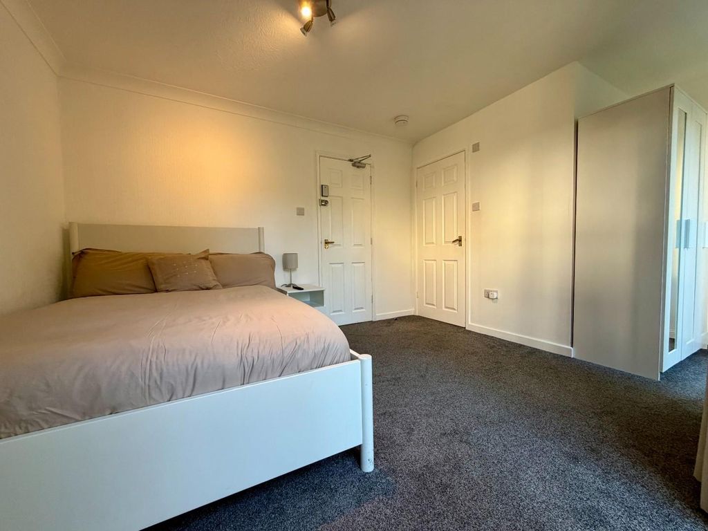 Property photo 3 of 13 Photo 17-11-2025, 12 36 15.Jpg