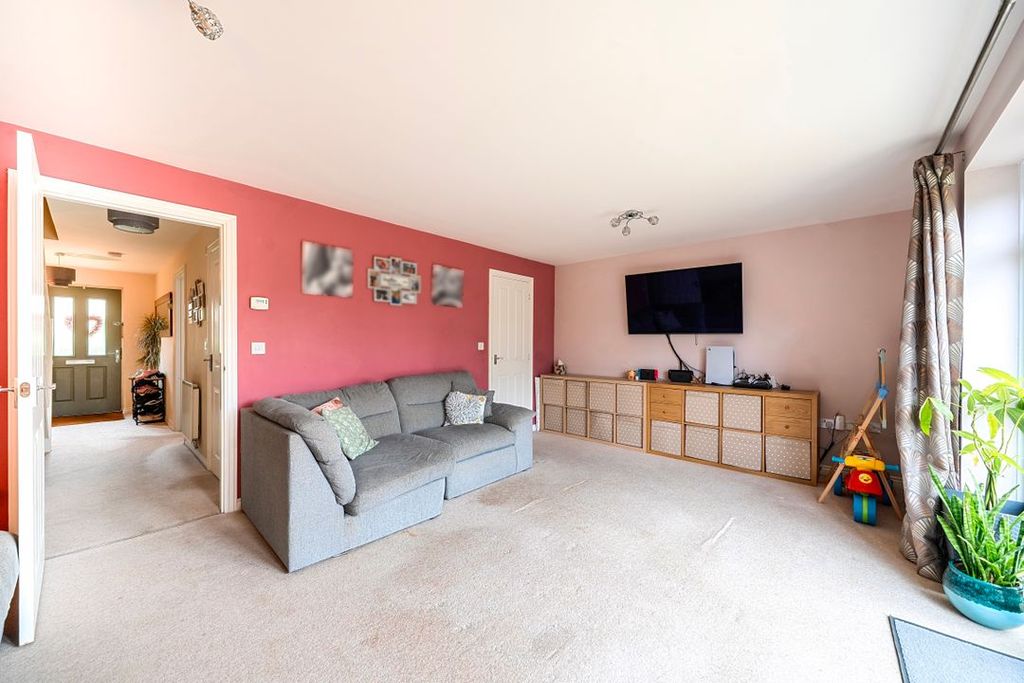 Property photo 3 of 14 1450722969F07Ddac5B69