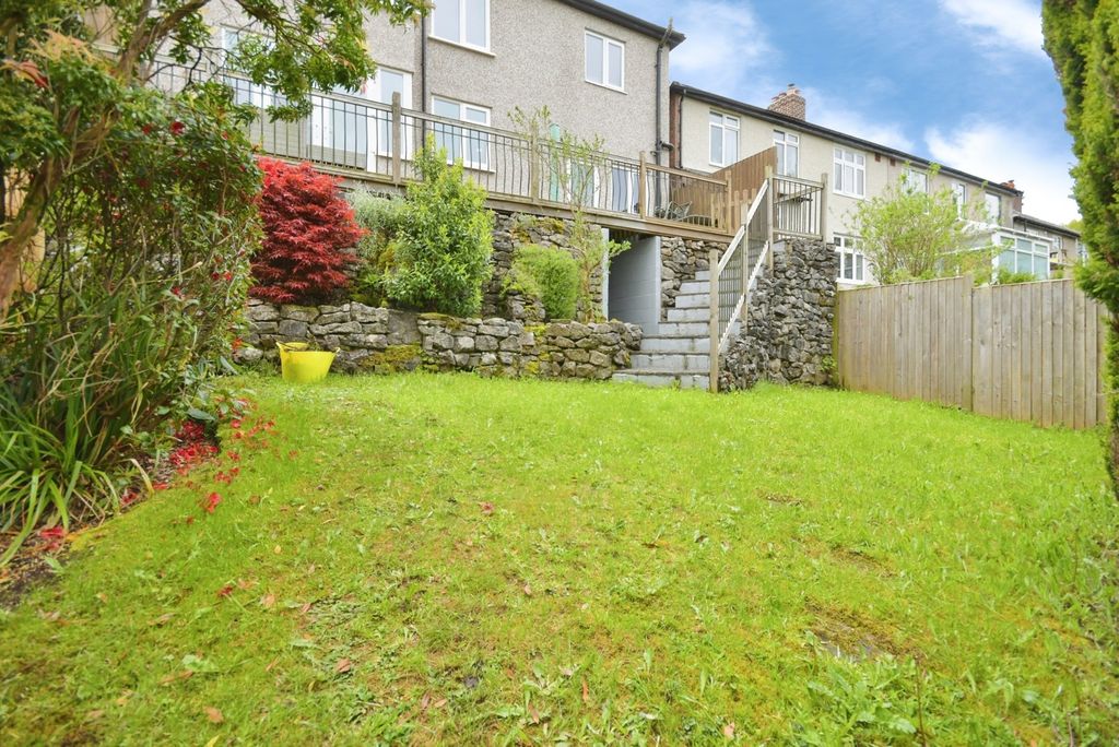 Property photo 2 of 25 Pbox-Img.Jpg