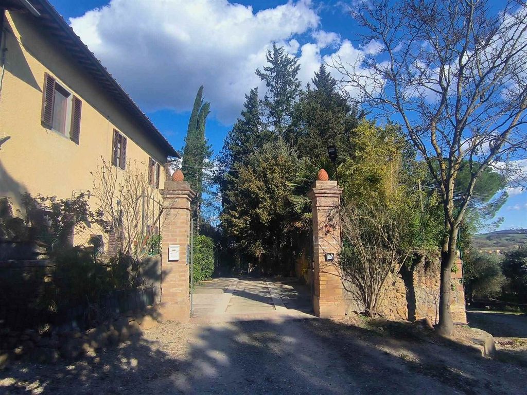 Property photo 1 of 30
