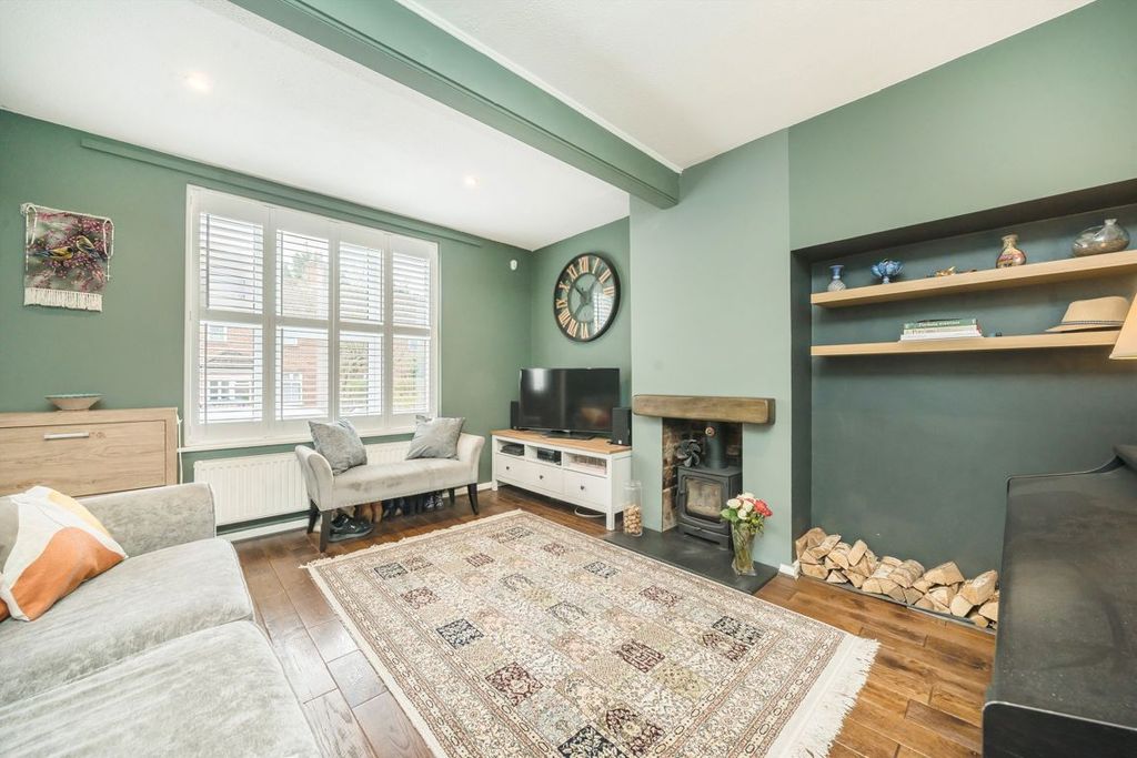 Property photo 2 of 6