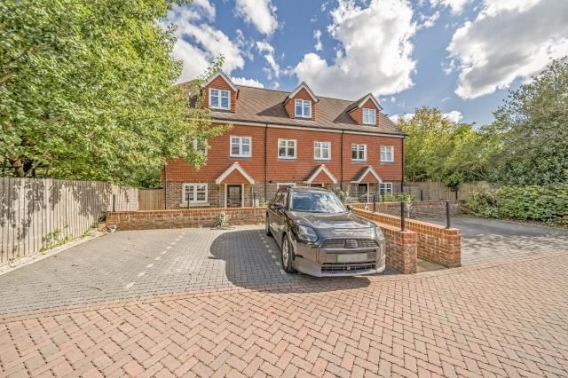 Property photo 1 of 22 External View
