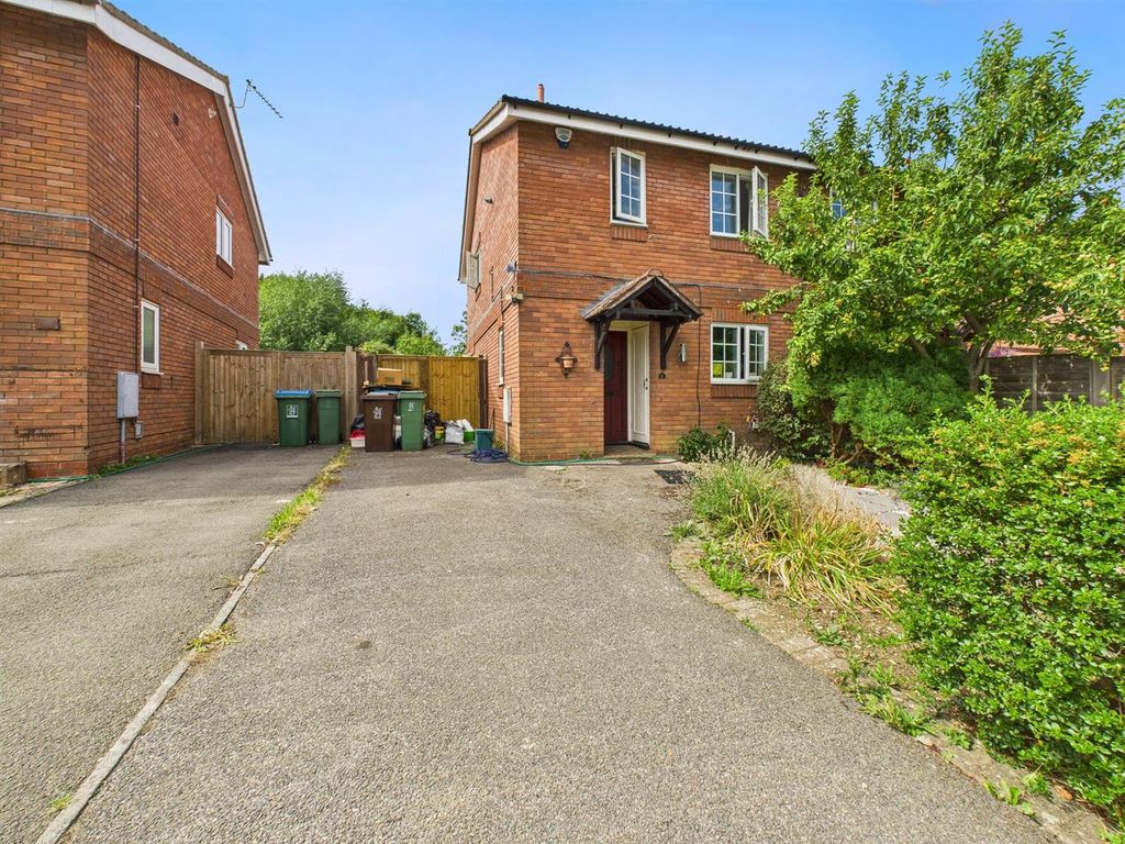 Property photo 1 of 17 Cam04907G0-Pr0280-Still025.Jpg