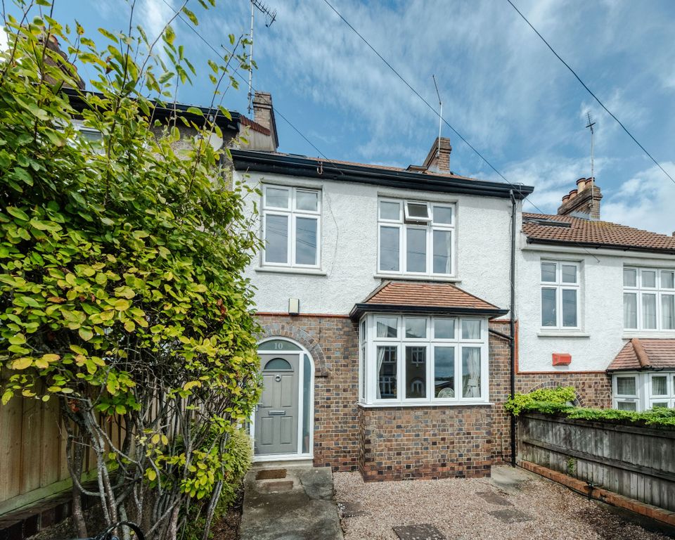 Property photo 1 of 23