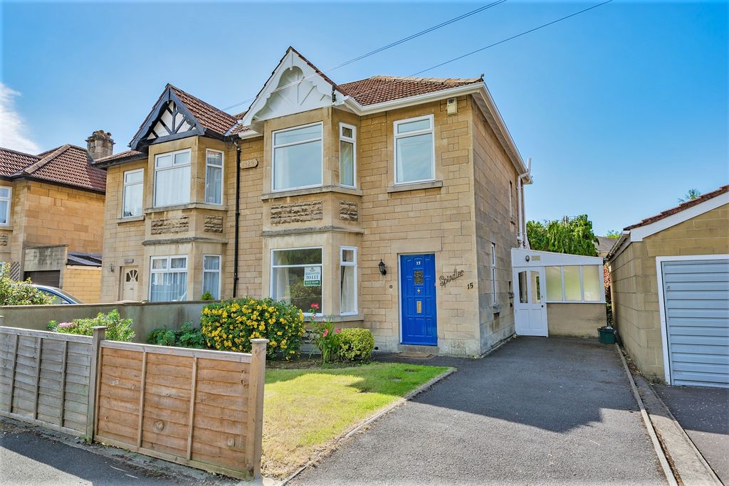 3 bed semi-detached house to rent Bathwick
