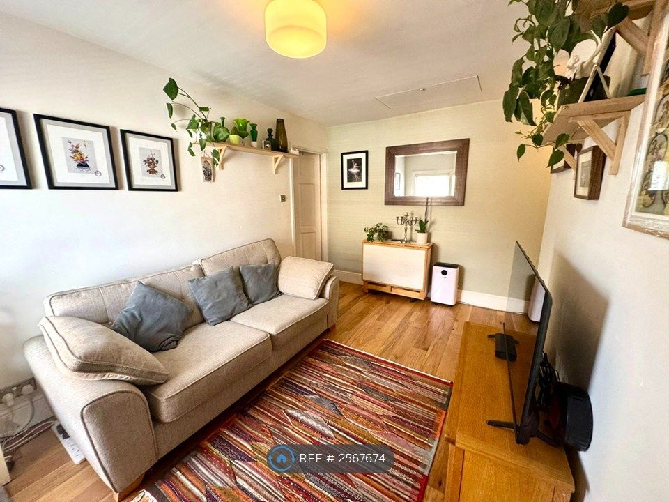 Property photo 2 of 10 Living Room 2