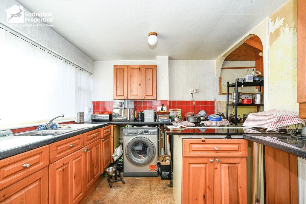 Property photo 3 of 12 Image 3