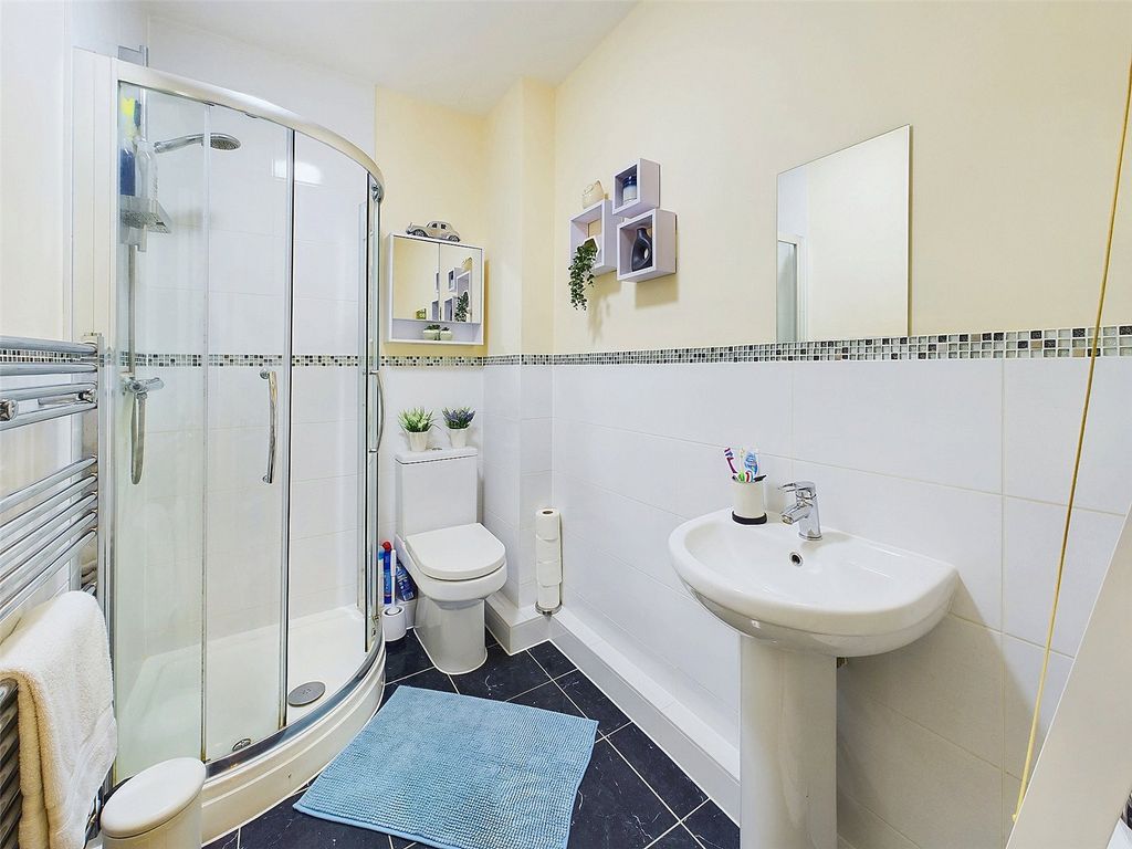 Property photo 2 of 11 2 - Image