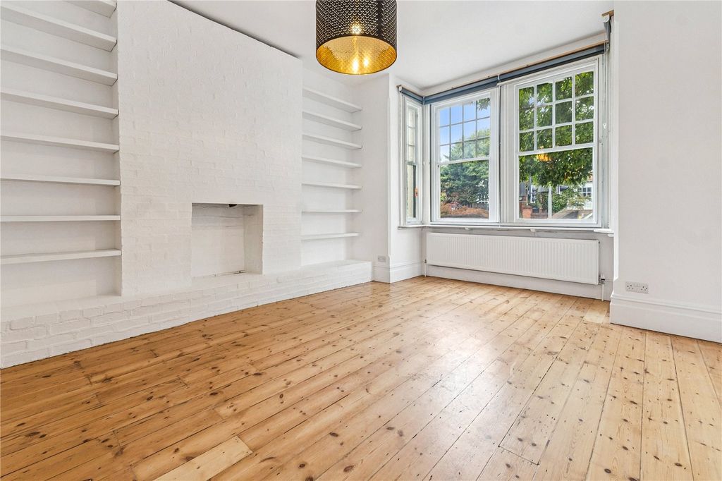 Property photo 2 of 13 Picture No. 02