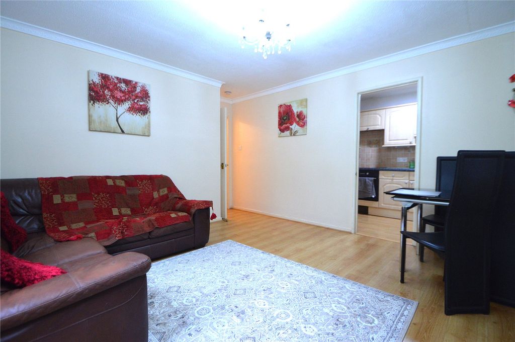 Property photo 3 of 9 Picture No. 15