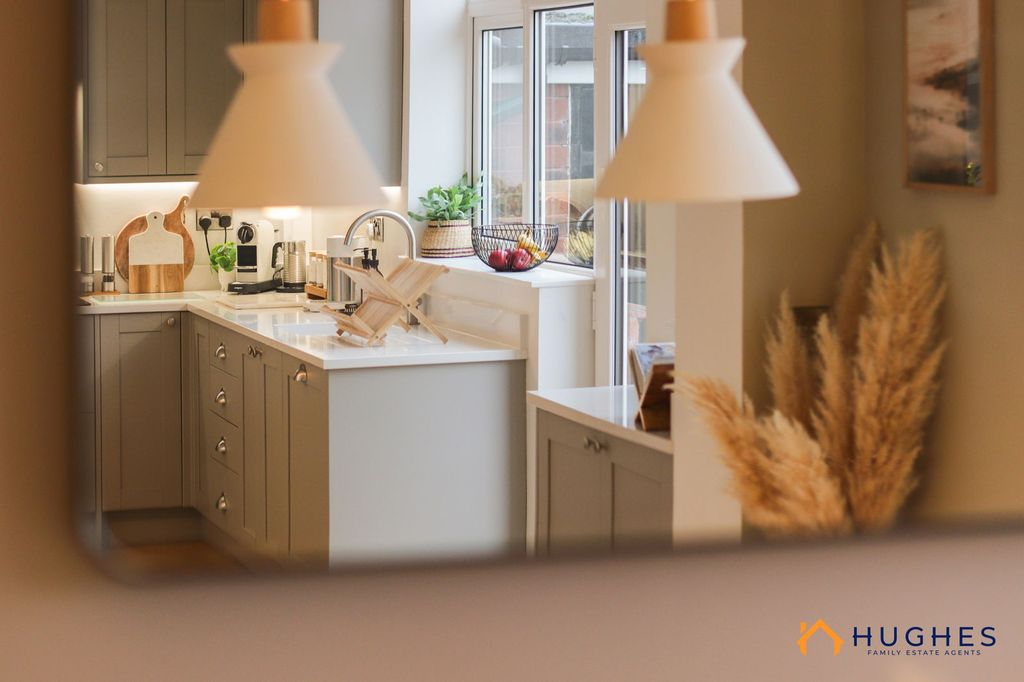 Property photo 2 of 38