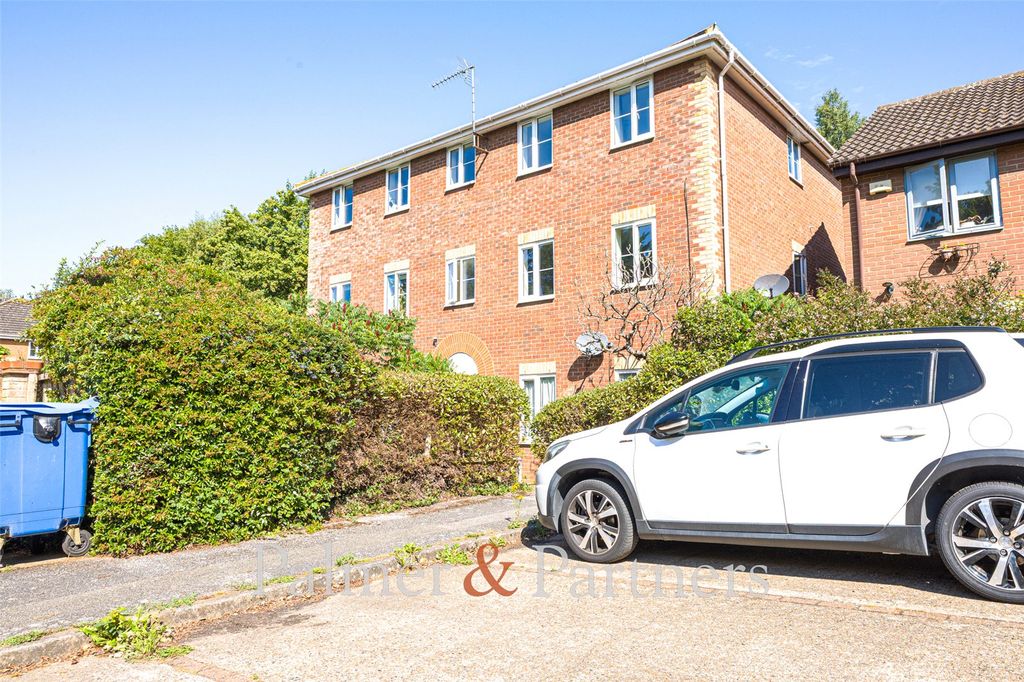 Property photo 1 of 6 Picture No. 08