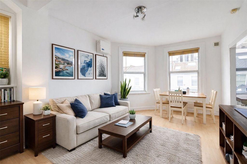 Property photo 1 of 7 Picture No. 50