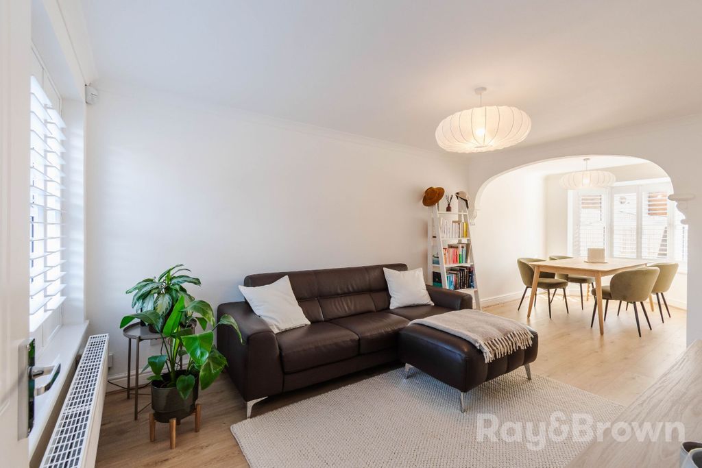 Property photo 2 of 55