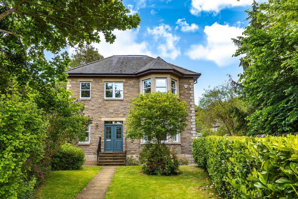 Property photo 1 of 49 Glencairn, Galashiels Road, Stow