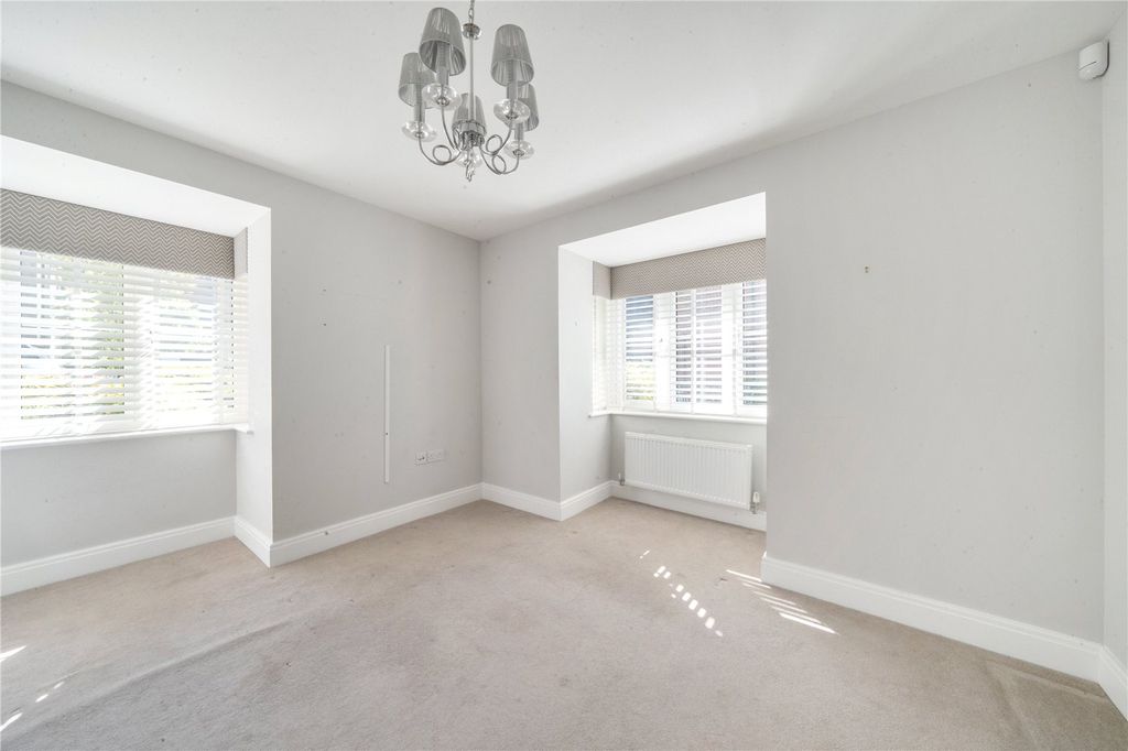 Property photo 2 of 23 Picture No. 46