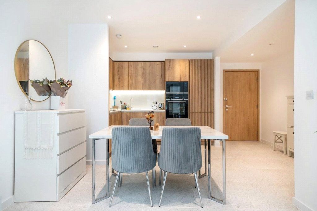 Property photo 3 of 6 Living Area/Kitchen