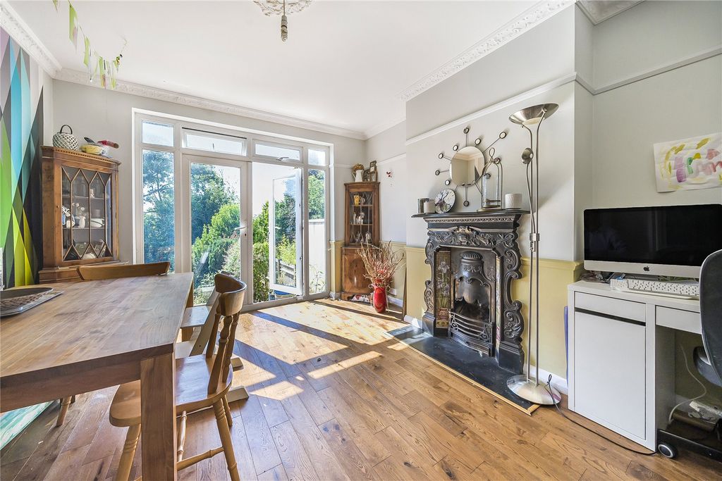 Property photo 3 of 15 Picture No. 05