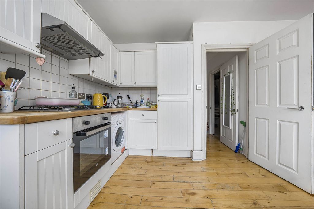 Property photo 3 of 6 Picture No. 06