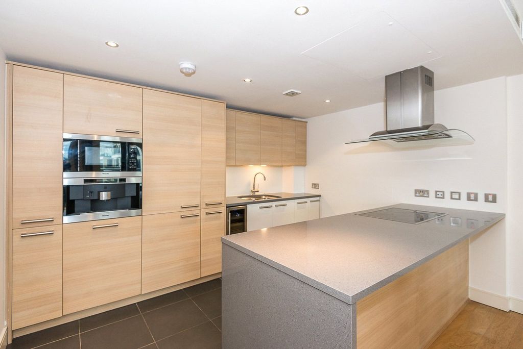 Property photo 3 of 13 Picture No. 05