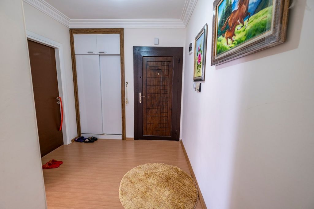 Property photo 3 of 22 Seafront Apartment In Mahmutlar, Alanya For Sale - Entrance Hallway