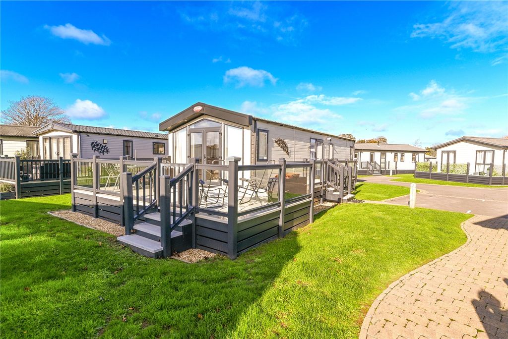 Property photo 1 of 15 Picture No. 16