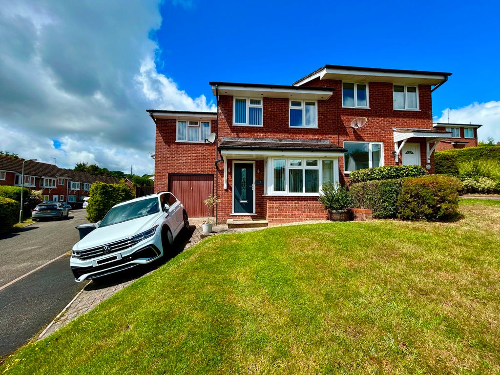 Property photo 1 of 24