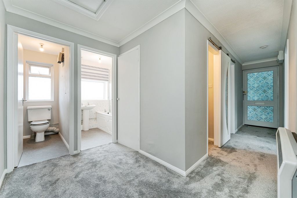 Additional image 8 of 2 bed flat for saleAbbots Way, Ely CB6