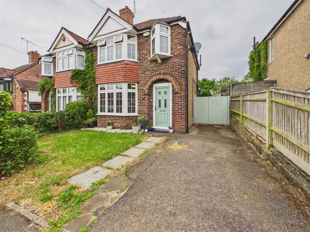 Property photo 1 of 11 Cam05510G0-Pr0208-Still013.Jpg