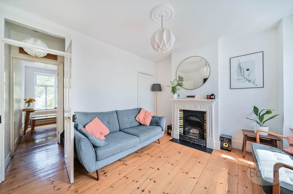 Property photo 3 of 15 2F0E4296-9B69-482...