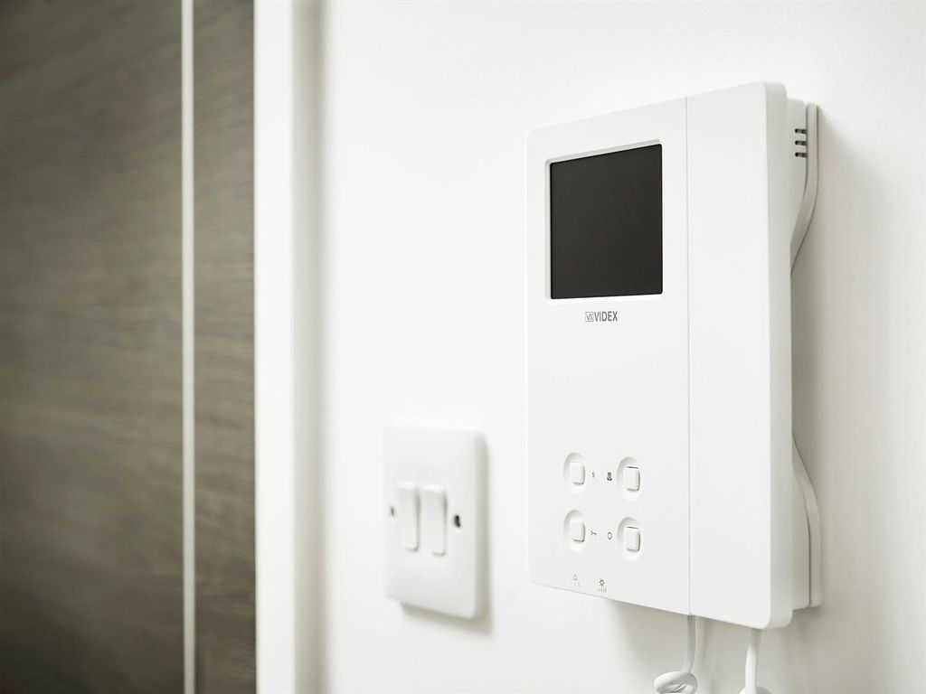 Property photo 3 of 13