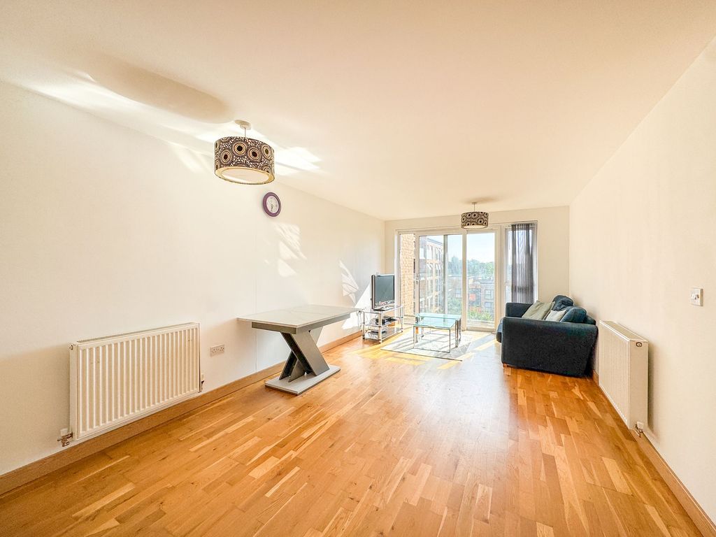 Property photo 3 of 10