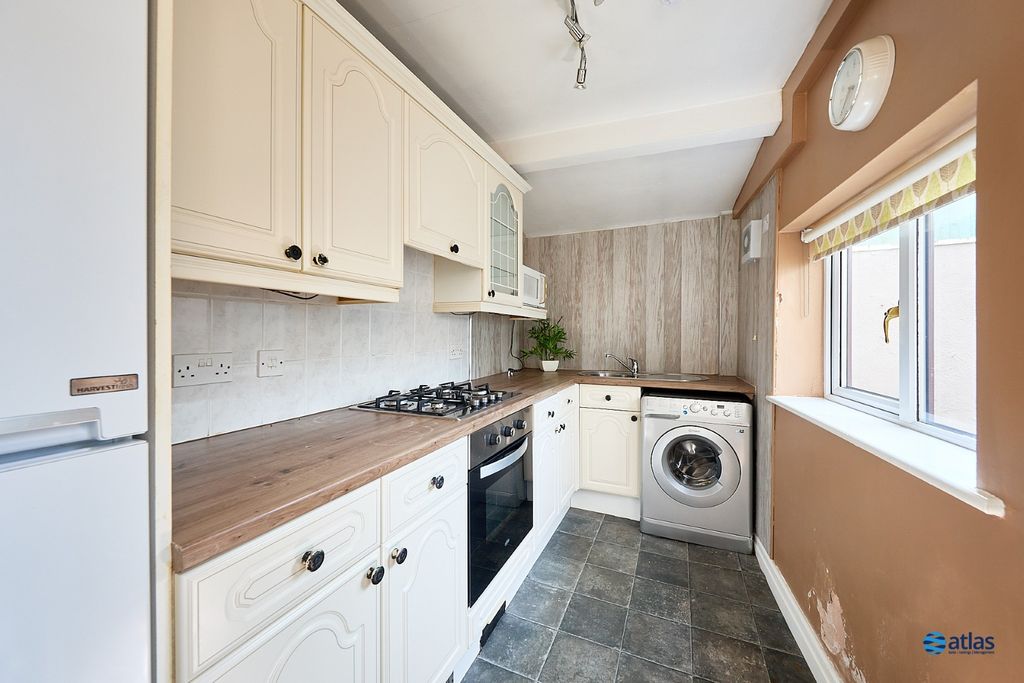 Property photo 2 of 15 Property Image