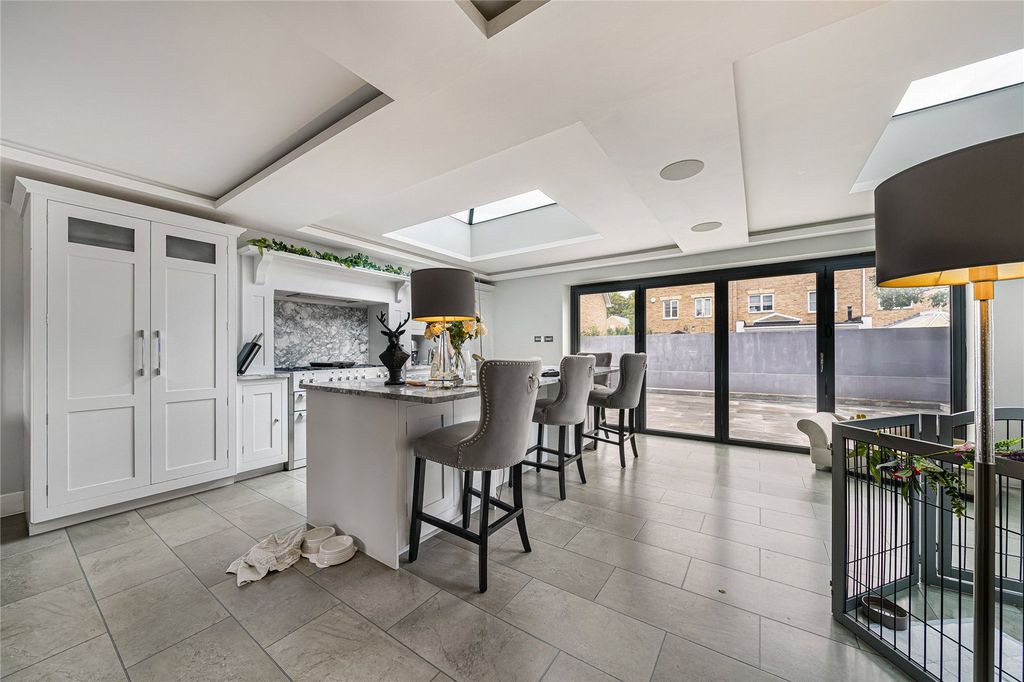 Property photo 2 of 43 Kitchen Diner