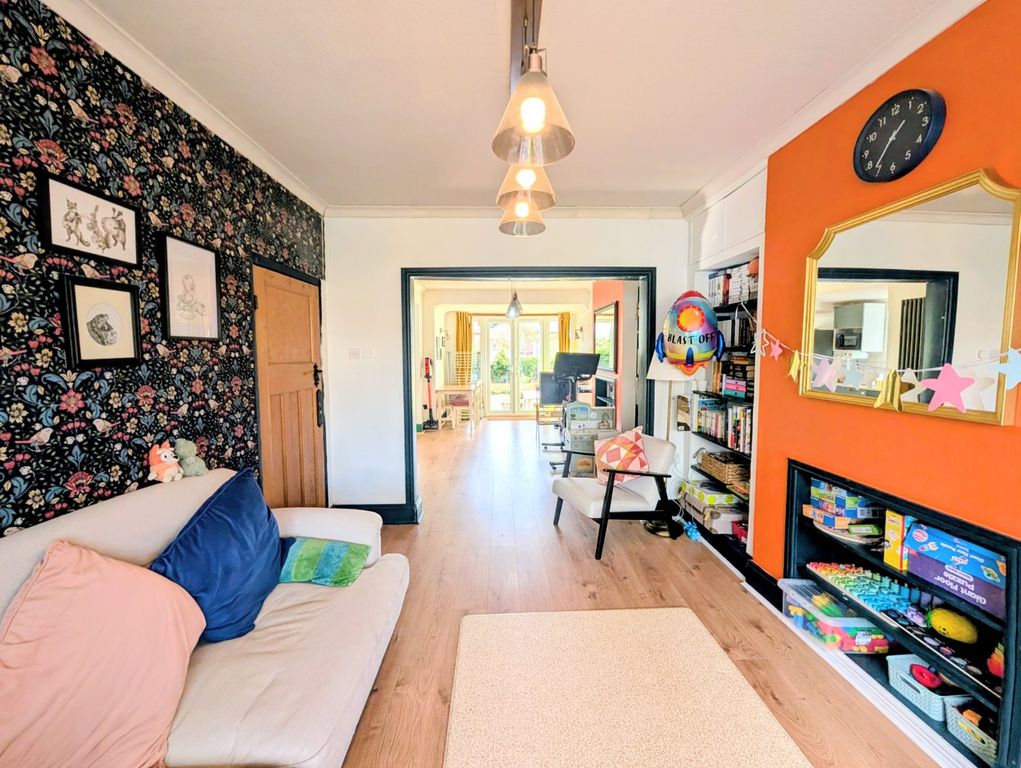 Property photo 2 of 14 Picture No. 05