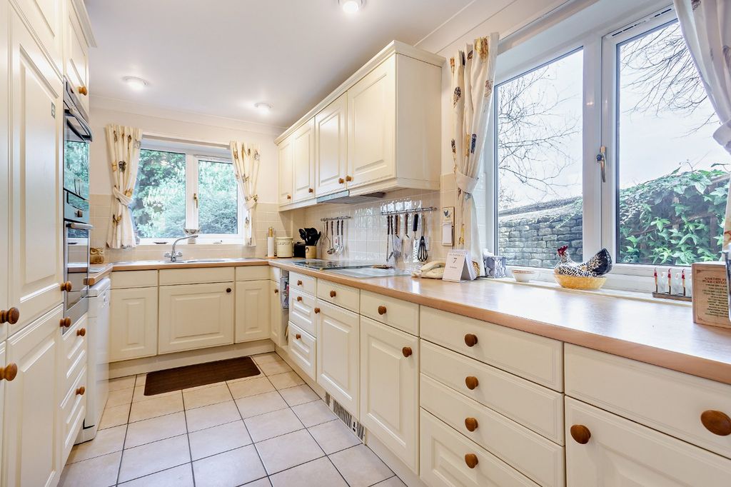 Property photo 3 of 17 Picture No. 04