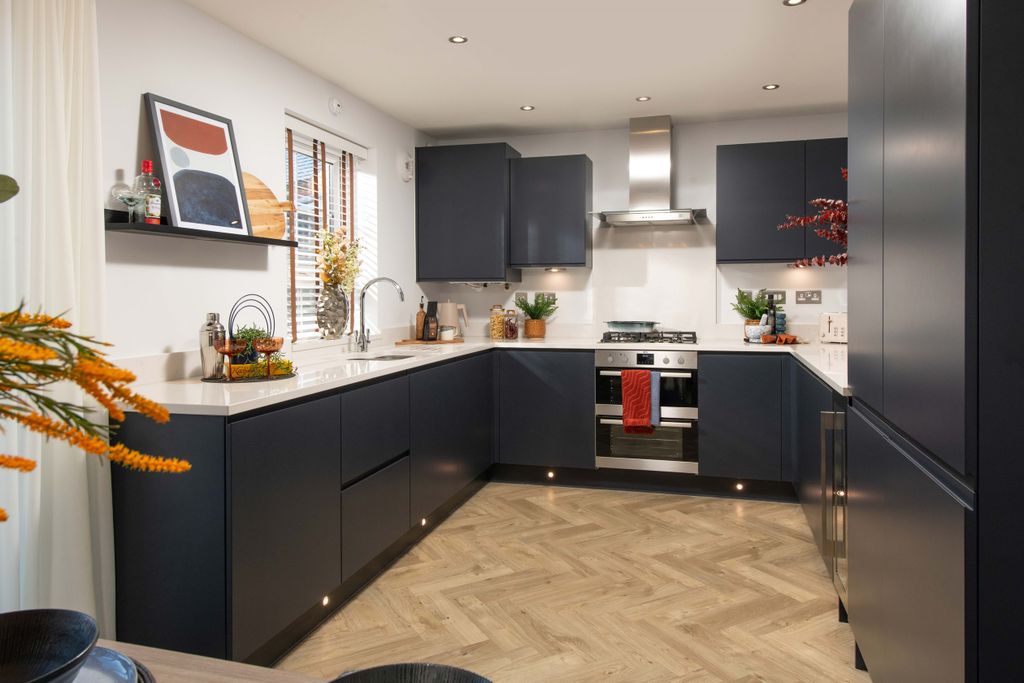 Property photo 1 of 9 Kingsley Kitchen