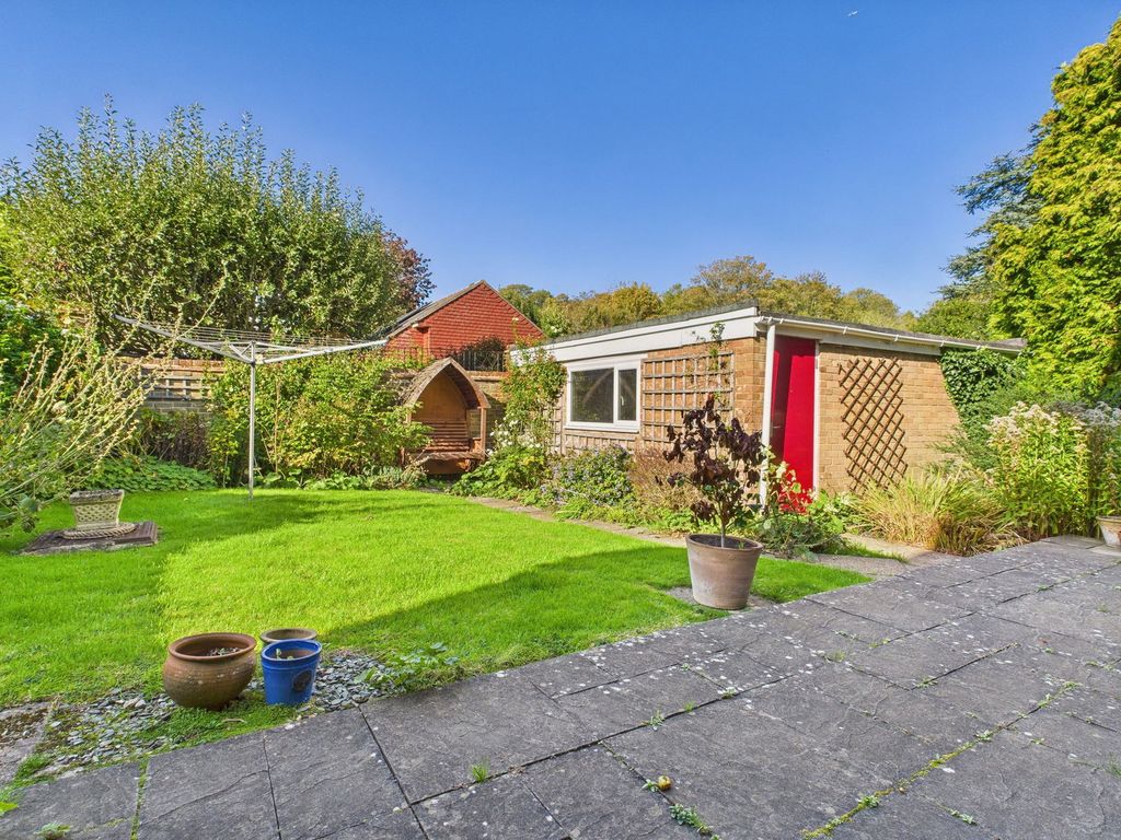 Property photo 3 of 23