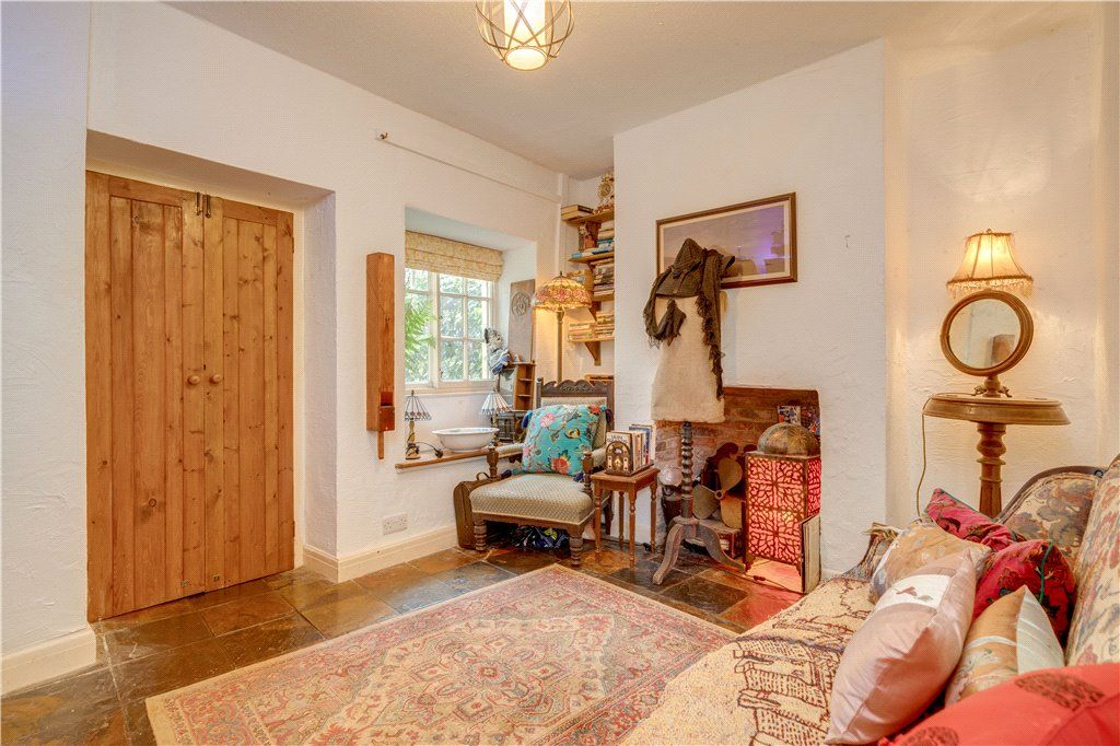 Property photo 3 of 14 Dining Room