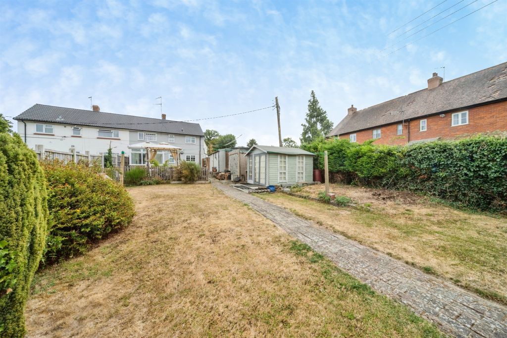 Property photo 2 of 27