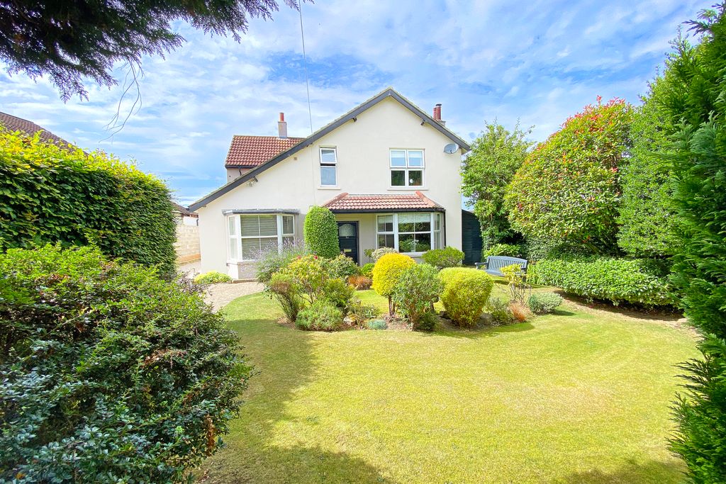 Property photo 1 of 31