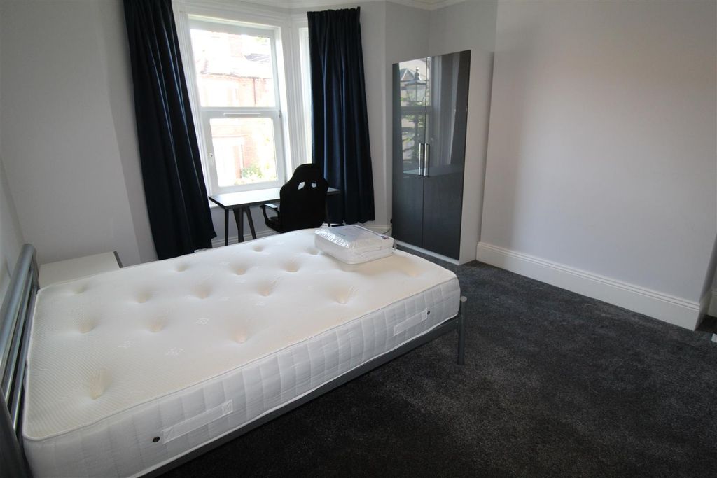 Property photo 2 of 9 Img_5383.Jpg