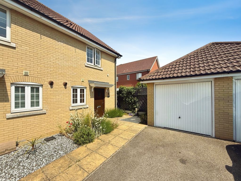 Property photo 1 of 16 Pbox-Img.Jpg