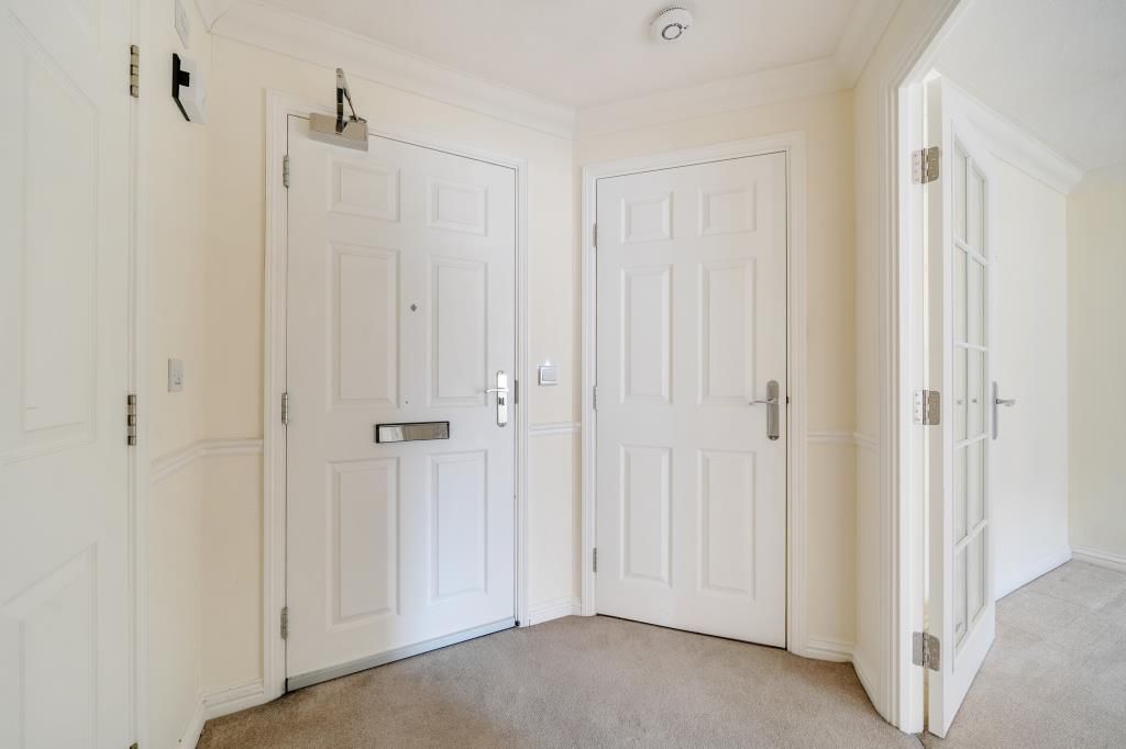 Property photo 2 of 18 Internal View