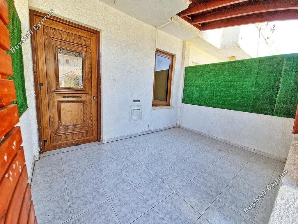 Property photo 2 of 24