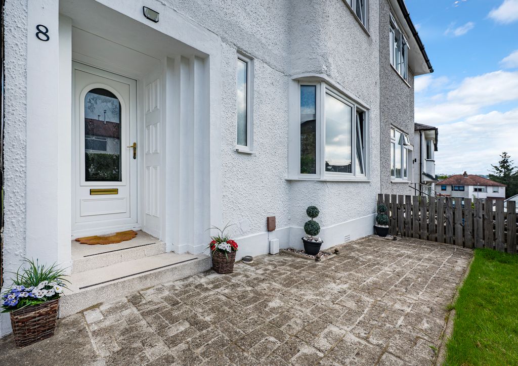 Property photo 2 of 63