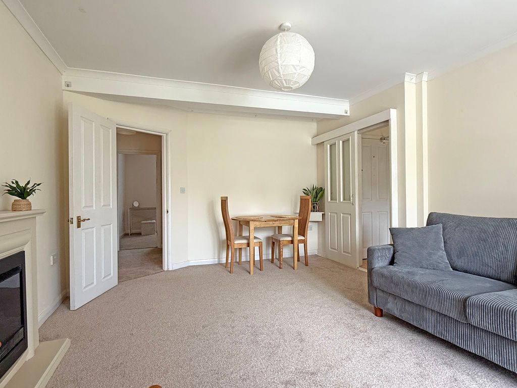 Property photo 2 of 12 Photo 9
