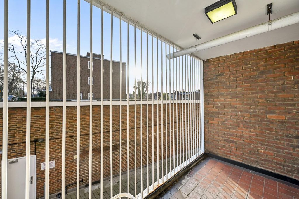 Property photo 3 of 8 Tec - 4 Ambassador House - Balcony3 (1).Jpg