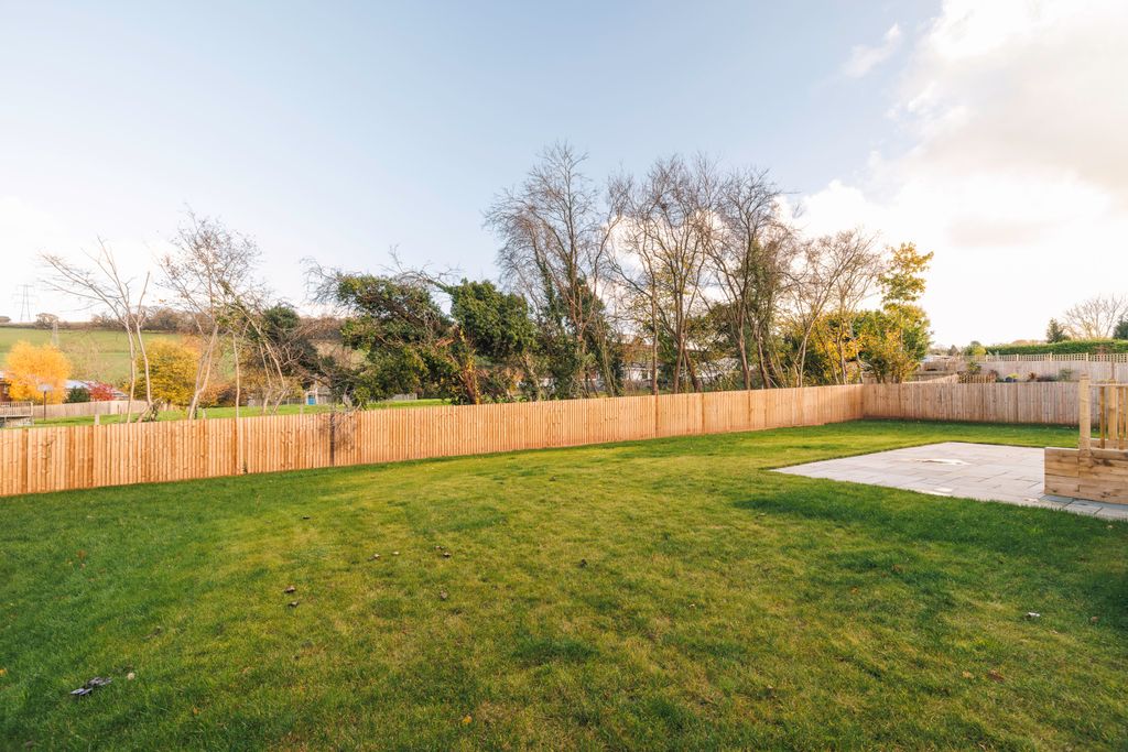 Property photo 3 of 29 Picture No. 37